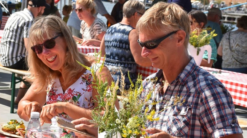 Fiskefrokost på kajen